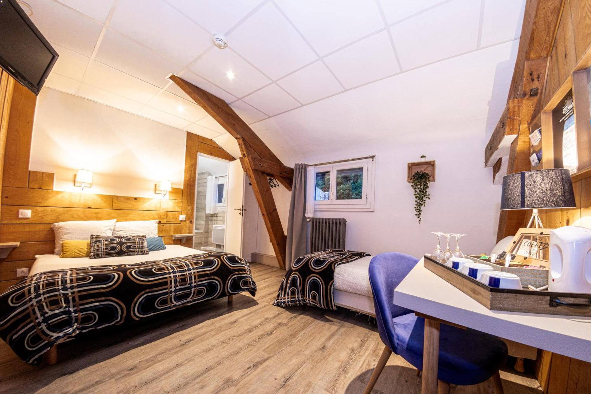 Alphee Hotel